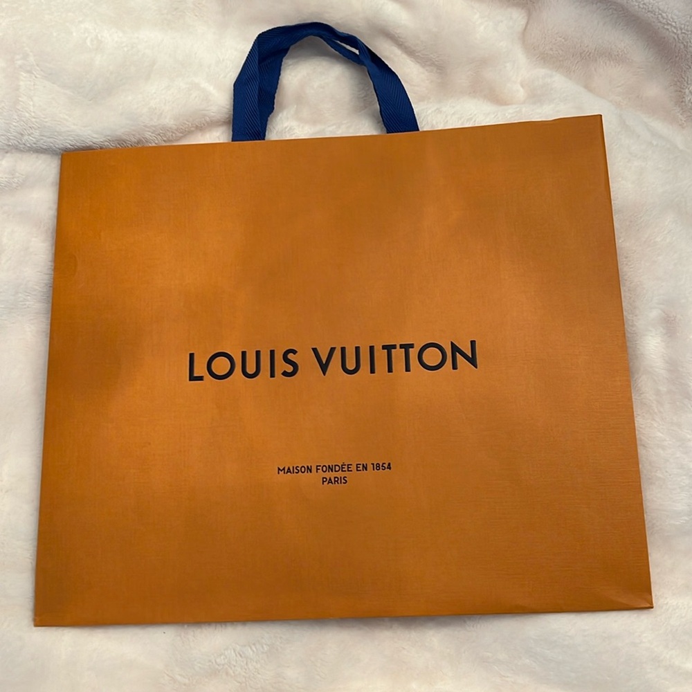 Louis Vuitton, authentic tote shopping bag